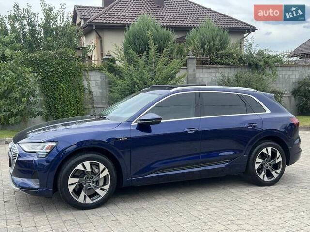 Синій Ауді E-Tron, об'ємом двигуна 0 л та пробігом 46 тис. км за 29900 $, фото 44 на Automoto.ua