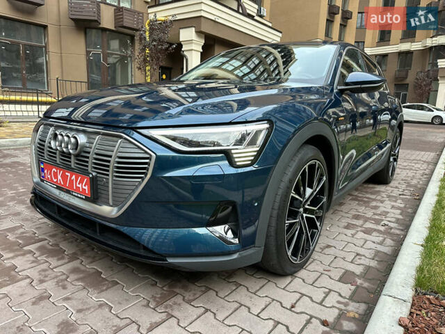 Синий Ауди E-Tron, объемом двигателя 0 л и пробегом 73 тыс. км за 34900 $, фото 13 на Automoto.ua