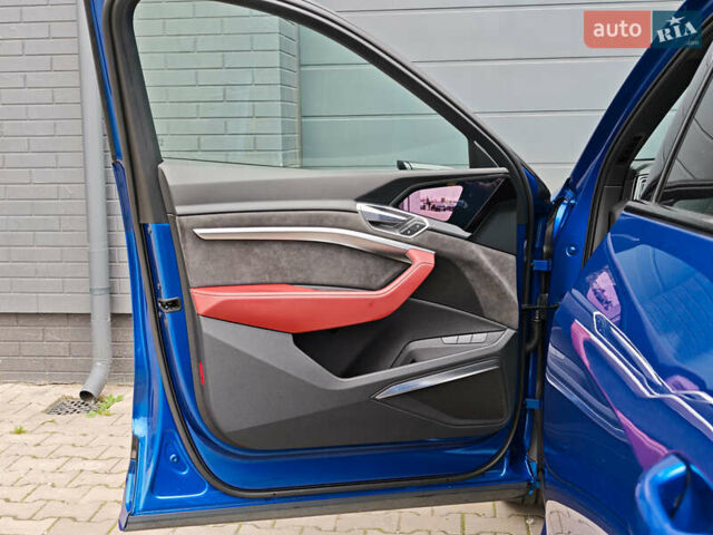 Синій Ауді E-Tron, об'ємом двигуна 0 л та пробігом 35 тис. км за 49899 $, фото 25 на Automoto.ua