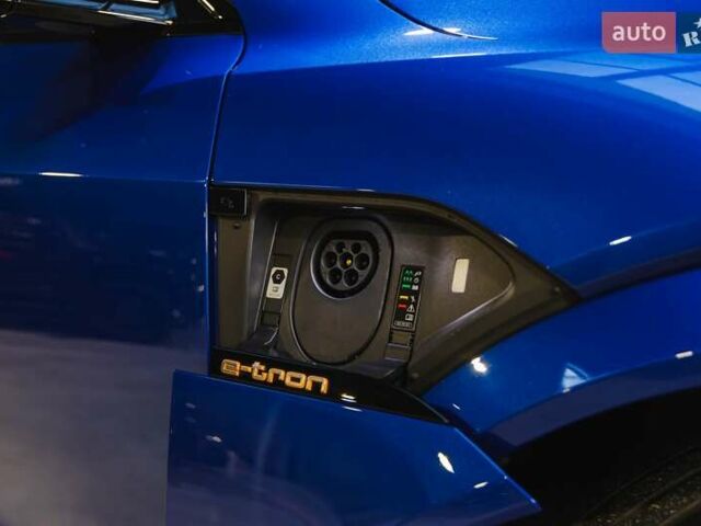 Синій Ауді E-Tron, об'ємом двигуна 0 л та пробігом 33 тис. км за 49899 $, фото 17 на Automoto.ua
