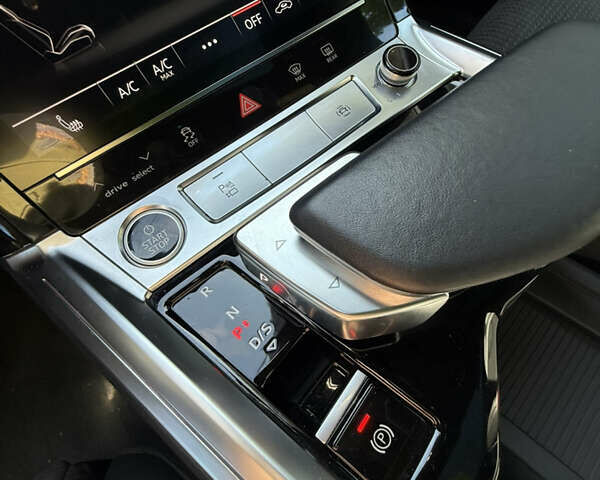 Синий Ауди E-Tron, объемом двигателя 0 л и пробегом 55 тыс. км за 32999 $, фото 21 на Automoto.ua