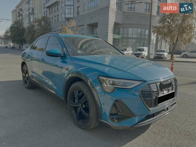 Синий Ауди E-Tron, объемом двигателя 0 л и пробегом 55 тыс. км за 54000 $, фото 5 на Automoto.ua