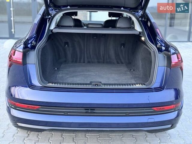 Синий Ауди E-Tron, объемом двигателя 0 л и пробегом 52 тыс. км за 37500 $, фото 103 на Automoto.ua