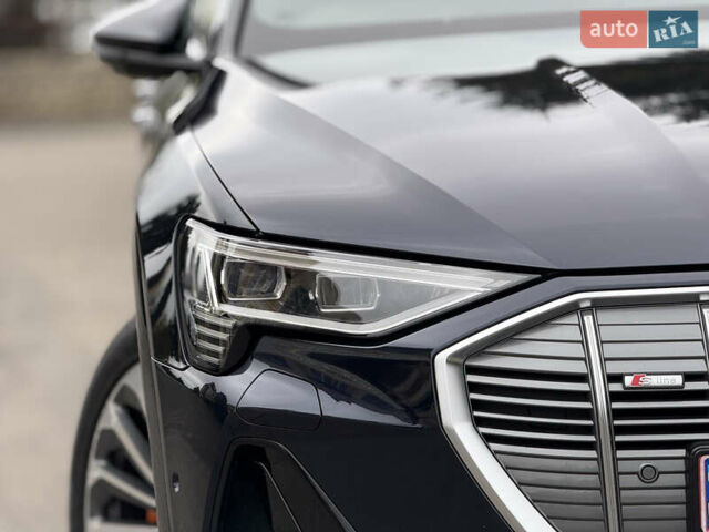 Синій Ауді E-Tron, об'ємом двигуна 0 л та пробігом 140 тис. км за 31000 $, фото 10 на Automoto.ua