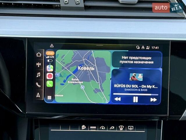 Синий Ауди E-Tron, объемом двигателя 0 л и пробегом 44 тыс. км за 46600 $, фото 43 на Automoto.ua