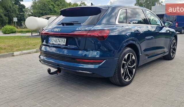 Синий Ауди E-Tron, объемом двигателя 0 л и пробегом 39 тыс. км за 36500 $, фото 22 на Automoto.ua