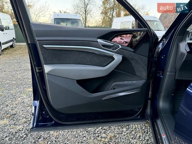 Синий Ауди E-Tron, объемом двигателя 0 л и пробегом 44 тыс. км за 46600 $, фото 26 на Automoto.ua