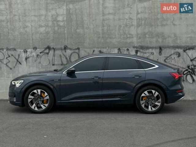 Ауді E-Tron 2021 у Львові на Automoto.ua Синій Ауді E-Tron, об'ємом двигуна 0 л та пробігом 73 тис. км за 38520 $, фото 9 на Automoto.ua