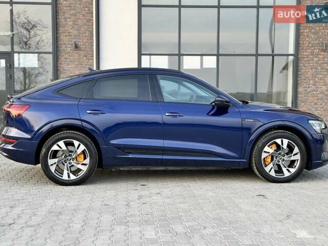 Синий Ауди E-Tron, объемом двигателя 0 л и пробегом 52 тыс. км за 37500 $, фото 3 на Automoto.ua