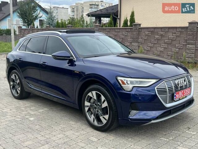 Синій Ауді E-Tron, об'ємом двигуна 0 л та пробігом 46 тис. км за 29900 $, фото 2 на Automoto.ua