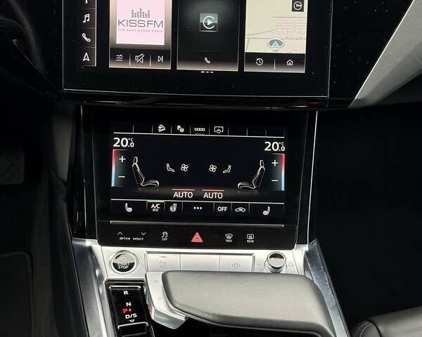 Синий Ауди E-Tron, объемом двигателя 0 л и пробегом 69 тыс. км за 33300 $, фото 42 на Automoto.ua