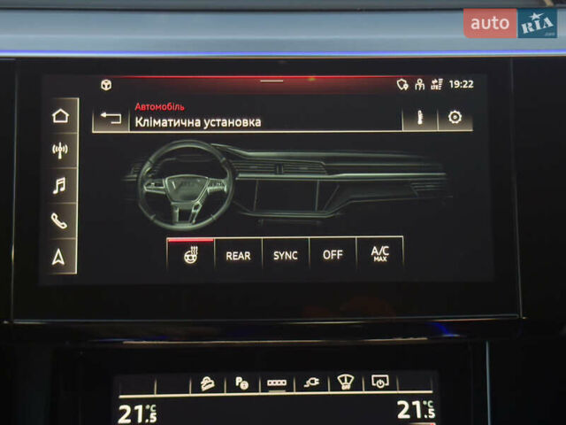 Ауді E-Tron 2021 у Львові на Automoto.ua Синій Ауді E-Tron, об'ємом двигуна 0 л та пробігом 73 тис. км за 38520 $, фото 45 на Automoto.ua