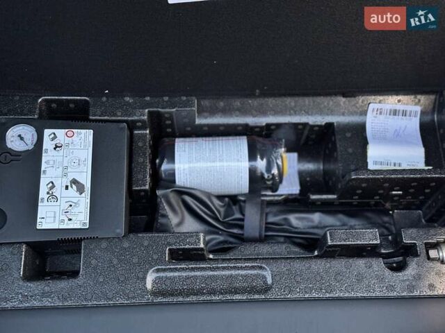 Синий Ауди E-Tron, объемом двигателя 0 л и пробегом 52 тыс. км за 37500 $, фото 104 на Automoto.ua