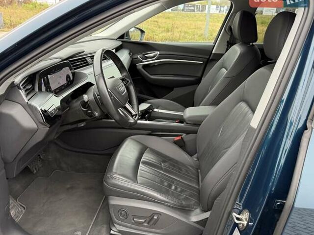 Синий Ауди E-Tron, объемом двигателя 0 л и пробегом 69 тыс. км за 32700 $, фото 20 на Automoto.ua