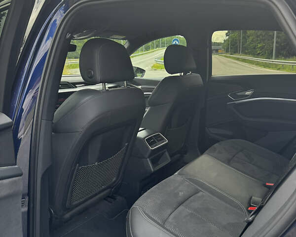 Синий Ауди E-Tron, объемом двигателя 0 л и пробегом 60 тыс. км за 42500 $, фото 8 на Automoto.ua