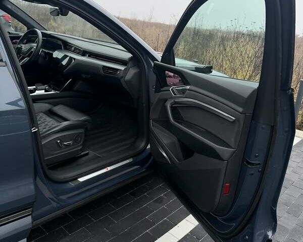 Синій Ауді E-Tron, об'ємом двигуна 0 л та пробігом 64 тис. км за 41900 $, фото 62 на Automoto.ua