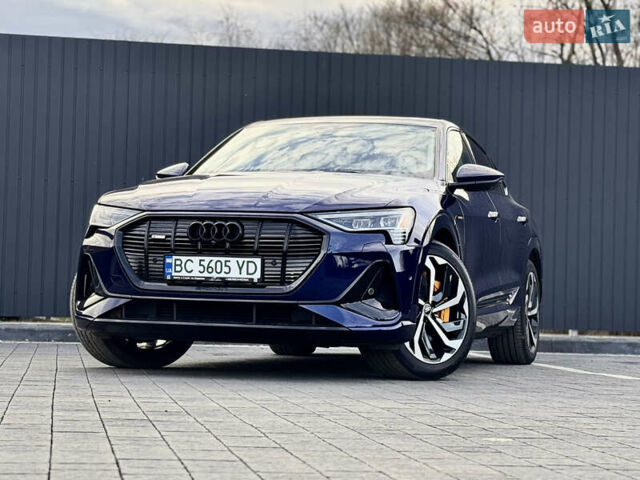 Синий Ауди E-Tron, объемом двигателя 0 л и пробегом 52 тыс. км за 41550 $, фото 1 на Automoto.ua
