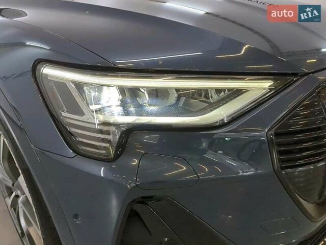 Синий Ауди E-Tron, объемом двигателя 0 л и пробегом 108 тыс. км за 32900 $, фото 4 на Automoto.ua