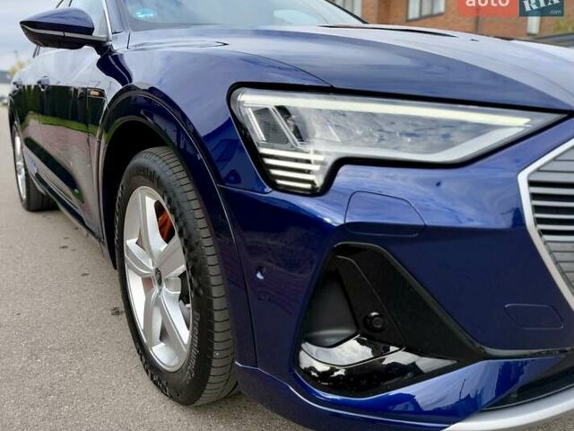 Синий Ауди E-Tron, объемом двигателя 0 л и пробегом 112 тыс. км за 36900 $, фото 11 на Automoto.ua
