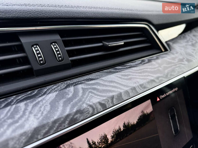 Синий Ауди E-Tron, объемом двигателя 0 л и пробегом 52 тыс. км за 41550 $, фото 39 на Automoto.ua