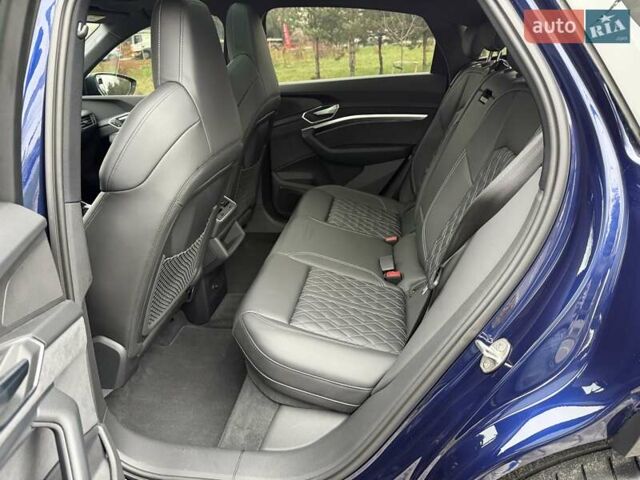 Синій Ауді E-Tron, об'ємом двигуна 0 л та пробігом 60 тис. км за 47800 $, фото 28 на Automoto.ua