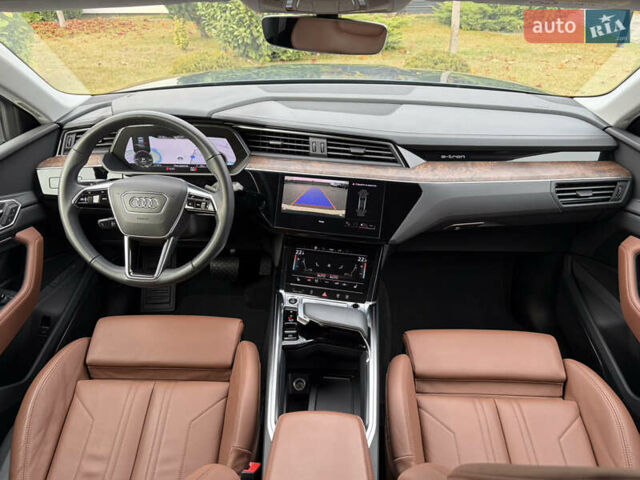 Синий Ауди E-Tron, объемом двигателя 0 л и пробегом 99 тыс. км за 39500 $, фото 62 на Automoto.ua