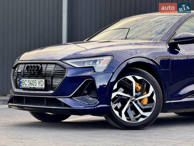 Синий Ауди E-Tron, объемом двигателя 0 л и пробегом 52 тыс. км за 41550 $, фото 3 на Automoto.ua