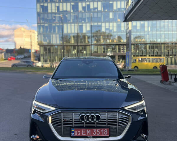 Синий Ауди E-Tron, объемом двигателя 0 л и пробегом 50 тыс. км за 45000 $, фото 8 на Automoto.ua