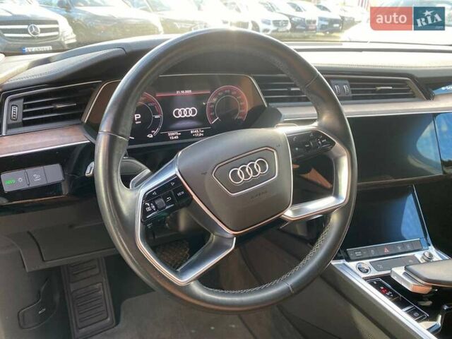 Синий Ауди E-Tron, объемом двигателя 0 л и пробегом 55 тыс. км за 34400 $, фото 14 на Automoto.ua