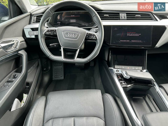 Синий Ауди E-Tron, объемом двигателя 0 л и пробегом 16 тыс. км за 41908 $, фото 30 на Automoto.ua