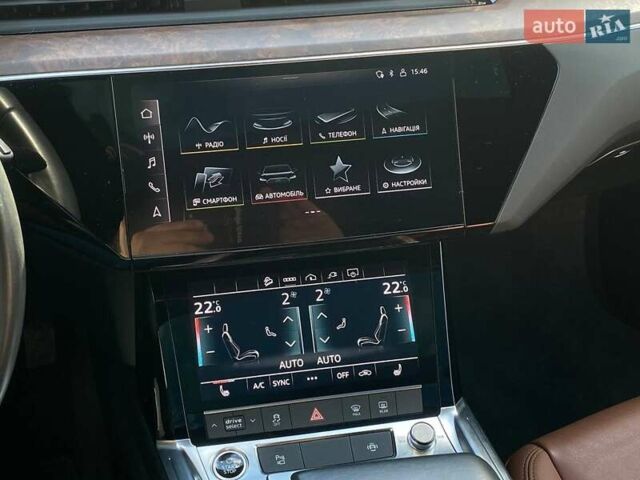 Синий Ауди E-Tron, объемом двигателя 0 л и пробегом 55 тыс. км за 34400 $, фото 16 на Automoto.ua