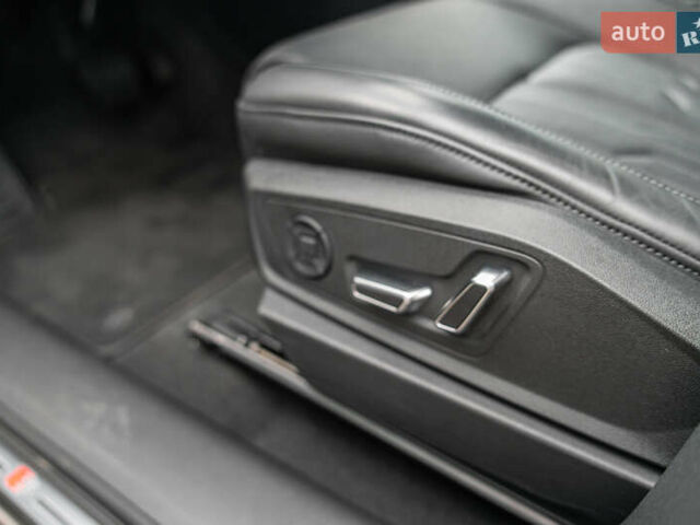 Синий Ауди E-Tron, объемом двигателя 0 л и пробегом 85 тыс. км за 37990 $, фото 25 на Automoto.ua