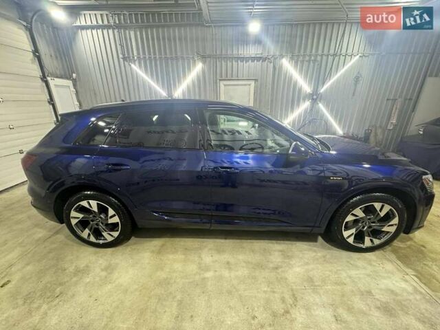 Синій Ауді E-Tron, об'ємом двигуна 0 л та пробігом 37 тис. км за 38800 $, фото 6 на Automoto.ua