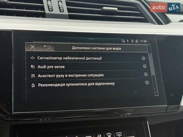 Синій Ауді E-Tron, об'ємом двигуна 0 л та пробігом 50 тис. км за 37900 $, фото 54 на Automoto.ua