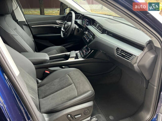 Синий Ауди E-Tron, объемом двигателя 0 л и пробегом 27 тыс. км за 42500 $, фото 38 на Automoto.ua