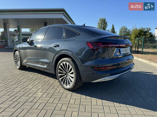 Синий Ауди E-Tron, объемом двигателя 0 л и пробегом 76 тыс. км за 36500 $, фото 4 на Automoto.ua