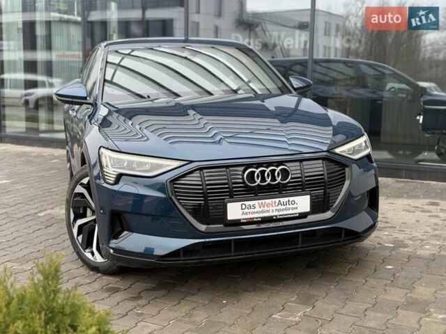 Синій Ауді E-Tron, об'ємом двигуна 0 л та пробігом 50 тис. км за 37900 $, фото 2 на Automoto.ua