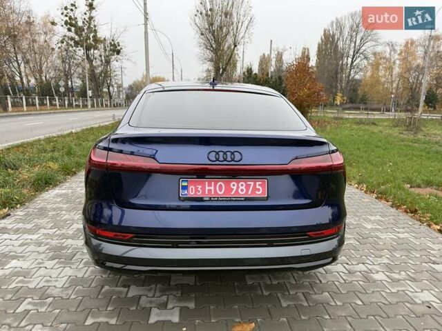 Синій Ауді E-Tron, об'ємом двигуна 0 л та пробігом 60 тис. км за 47800 $, фото 7 на Automoto.ua