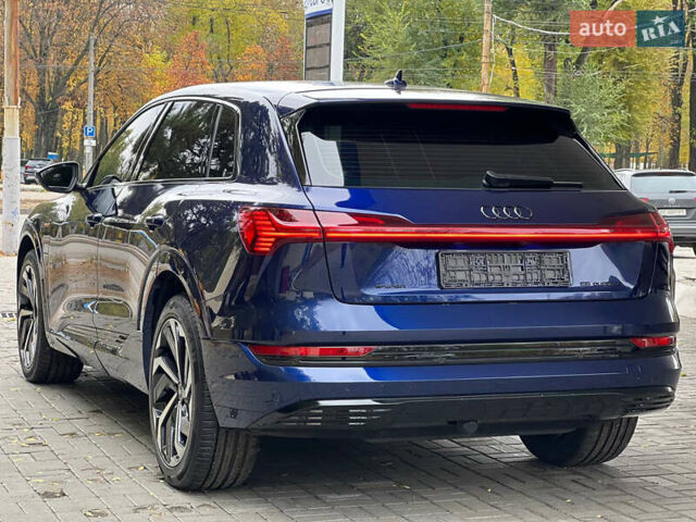 Синий Ауди E-Tron, объемом двигателя 0 л и пробегом 27 тыс. км за 42500 $, фото 16 на Automoto.ua