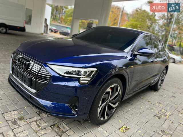 Синий Ауди E-Tron, объемом двигателя 0 л и пробегом 27 тыс. км за 42500 $, фото 7 на Automoto.ua