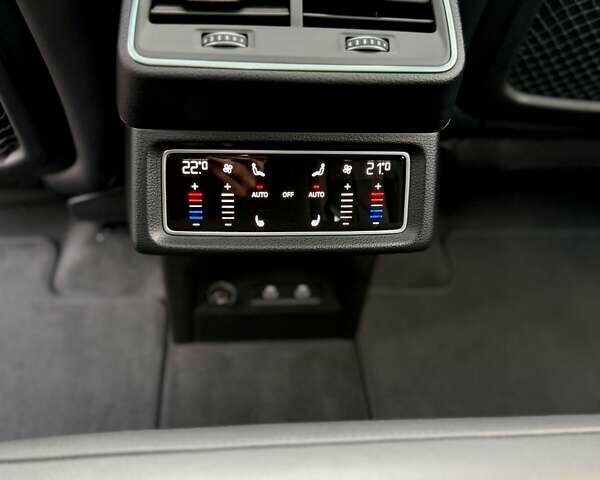 Синий Ауди E-Tron, объемом двигателя 0 л и пробегом 112 тыс. км за 36900 $, фото 78 на Automoto.ua