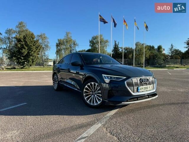 Синий Ауди E-Tron, объемом двигателя 0 л и пробегом 76 тыс. км за 36500 $, фото 20 на Automoto.ua