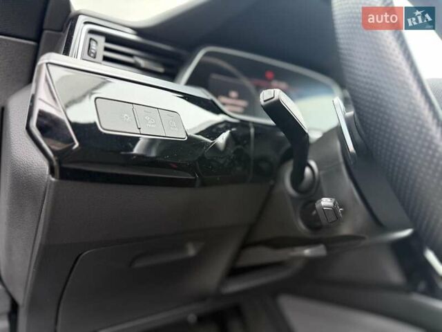 Синій Ауді E-Tron, об'ємом двигуна 0 л та пробігом 50 тис. км за 37900 $, фото 23 на Automoto.ua