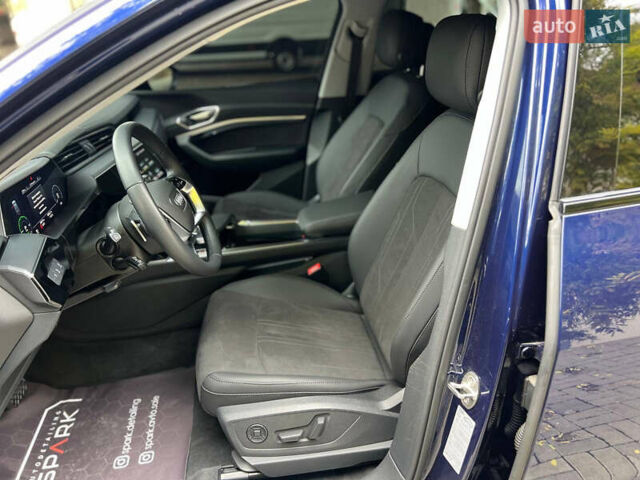 Синий Ауди E-Tron, объемом двигателя 0 л и пробегом 27 тыс. км за 42500 $, фото 23 на Automoto.ua