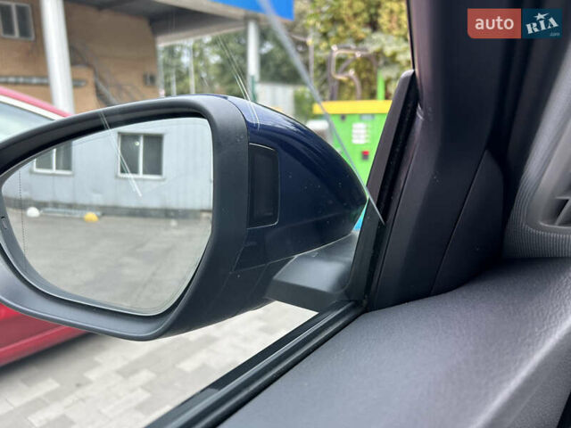 Синий Ауди E-Tron, объемом двигателя 0 л и пробегом 16 тыс. км за 41908 $, фото 29 на Automoto.ua