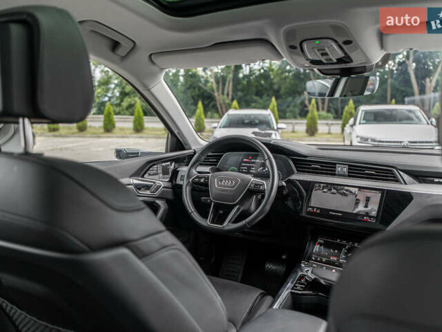 Синий Ауди E-Tron, объемом двигателя 0 л и пробегом 85 тыс. км за 37990 $, фото 18 на Automoto.ua