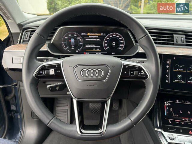 Синий Ауди E-Tron, объемом двигателя 0 л и пробегом 99 тыс. км за 39500 $, фото 28 на Automoto.ua