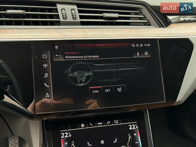 Синий Ауди E-Tron, объемом двигателя 0 л и пробегом 99 тыс. км за 39500 $, фото 37 на Automoto.ua