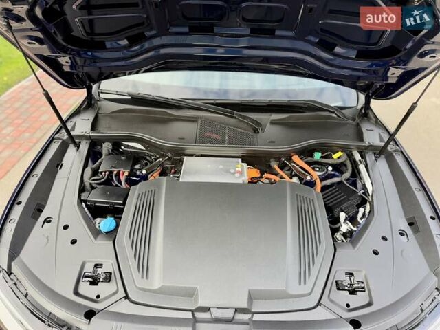 Синий Ауди E-Tron, объемом двигателя 0 л и пробегом 112 тыс. км за 36900 $, фото 54 на Automoto.ua