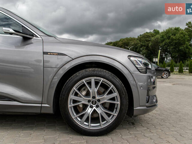 Синий Ауди E-Tron, объемом двигателя 0 л и пробегом 85 тыс. км за 37990 $, фото 33 на Automoto.ua